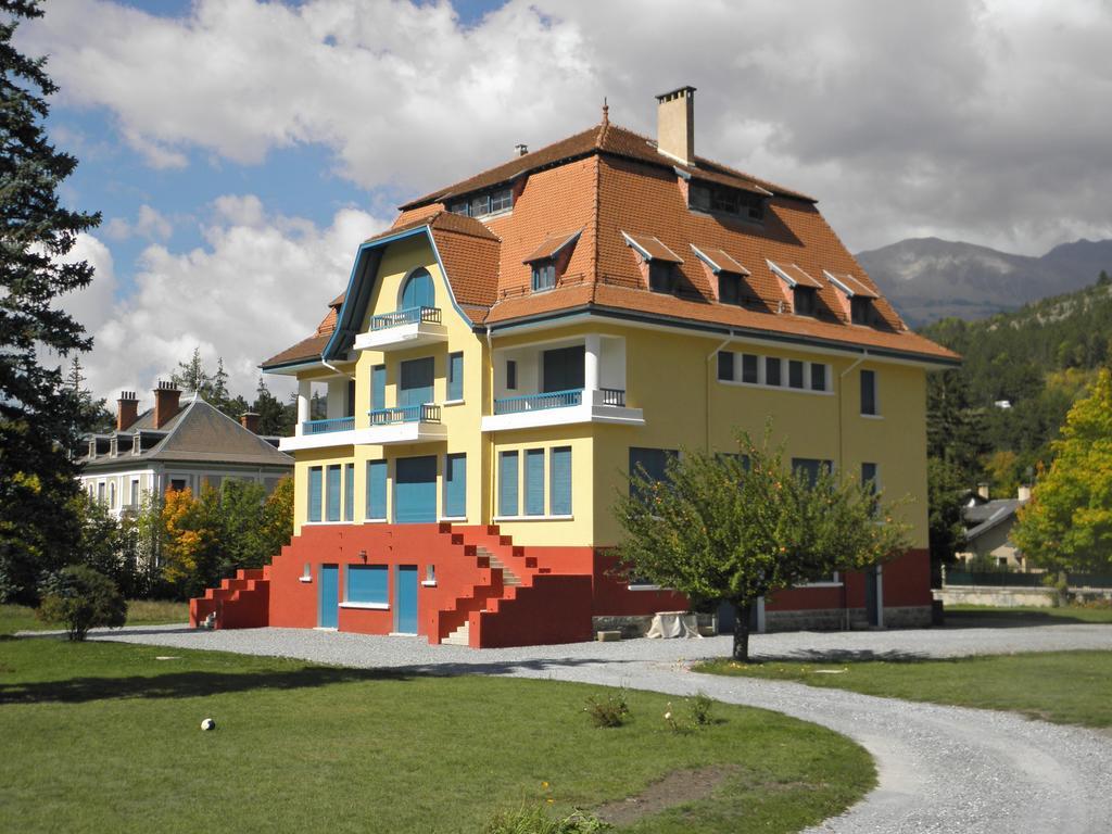 Gite Auberge Les Terres Blanches De Meolans Luaran gambar