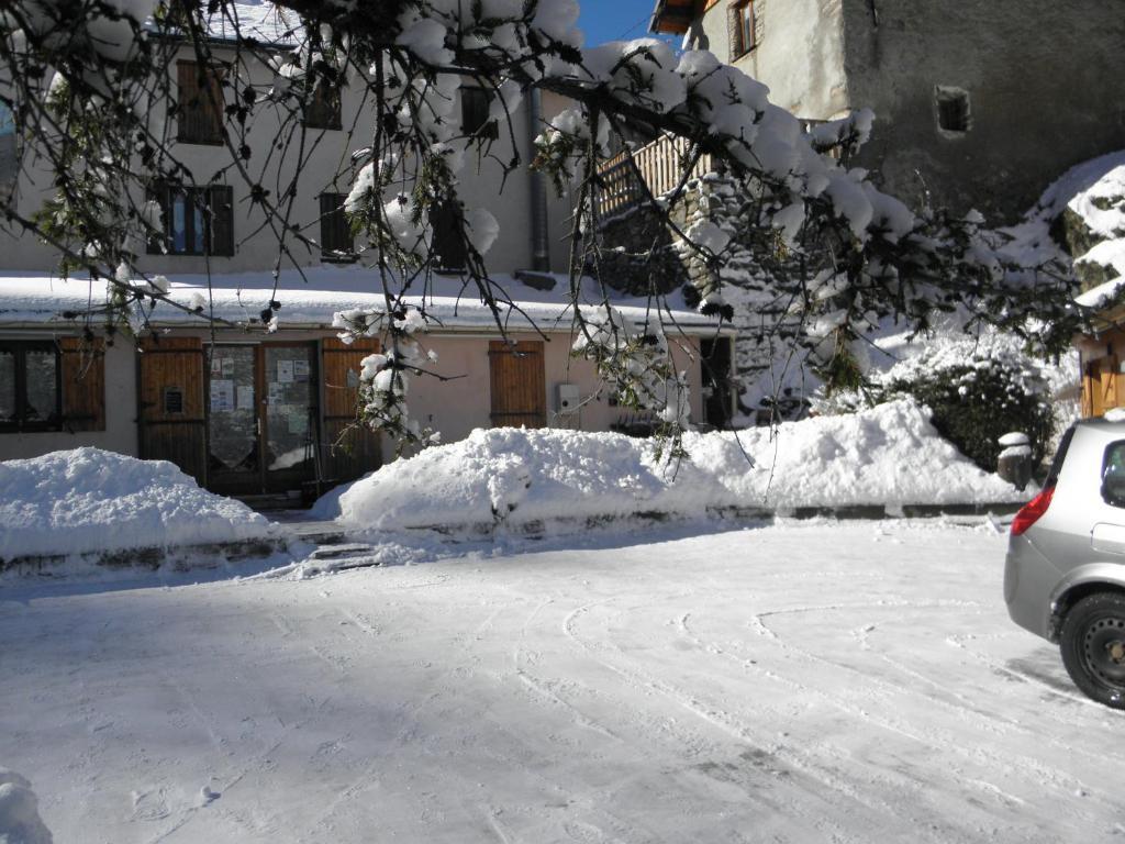 Gite Auberge Les Terres Blanches De Meolans Luaran gambar