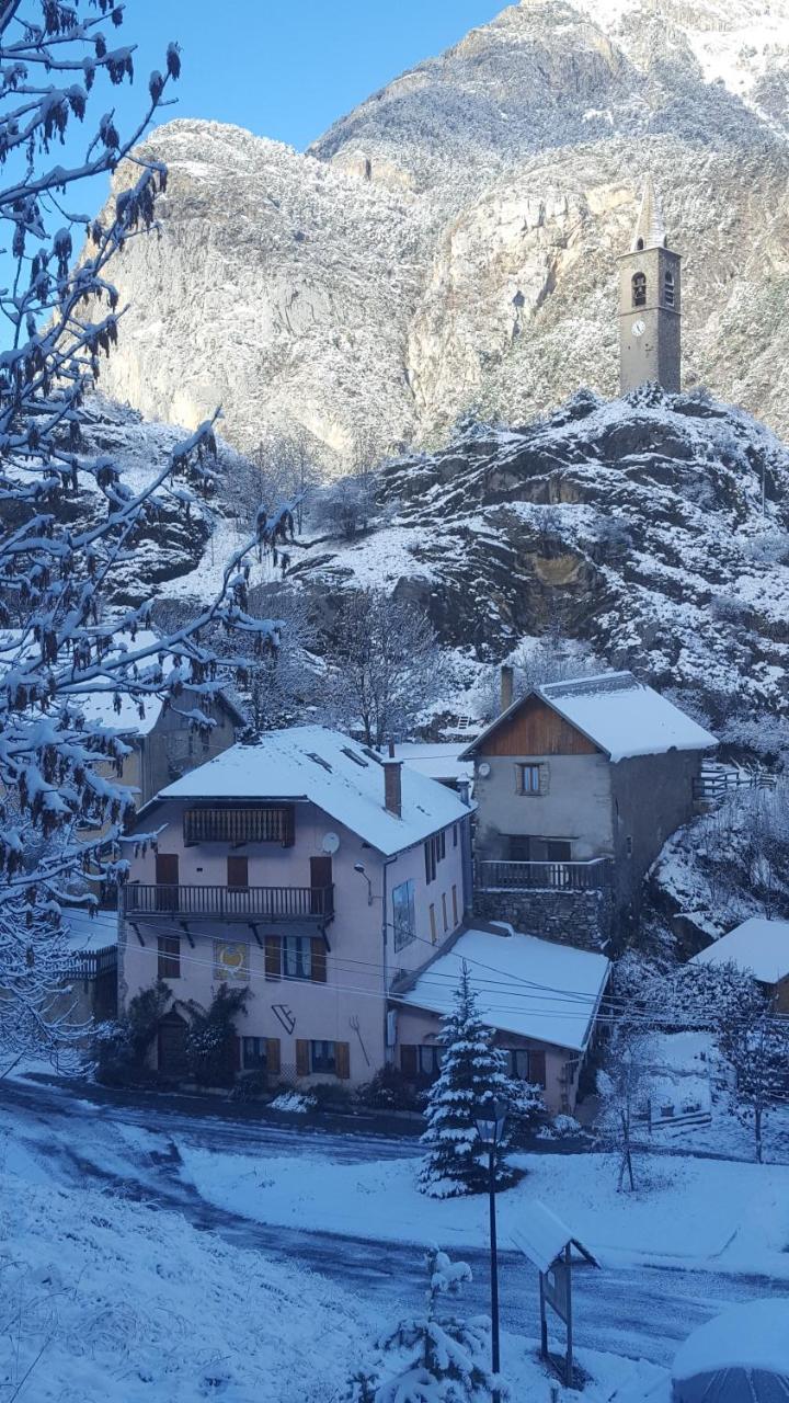 Gite Auberge Les Terres Blanches De Meolans Luaran gambar
