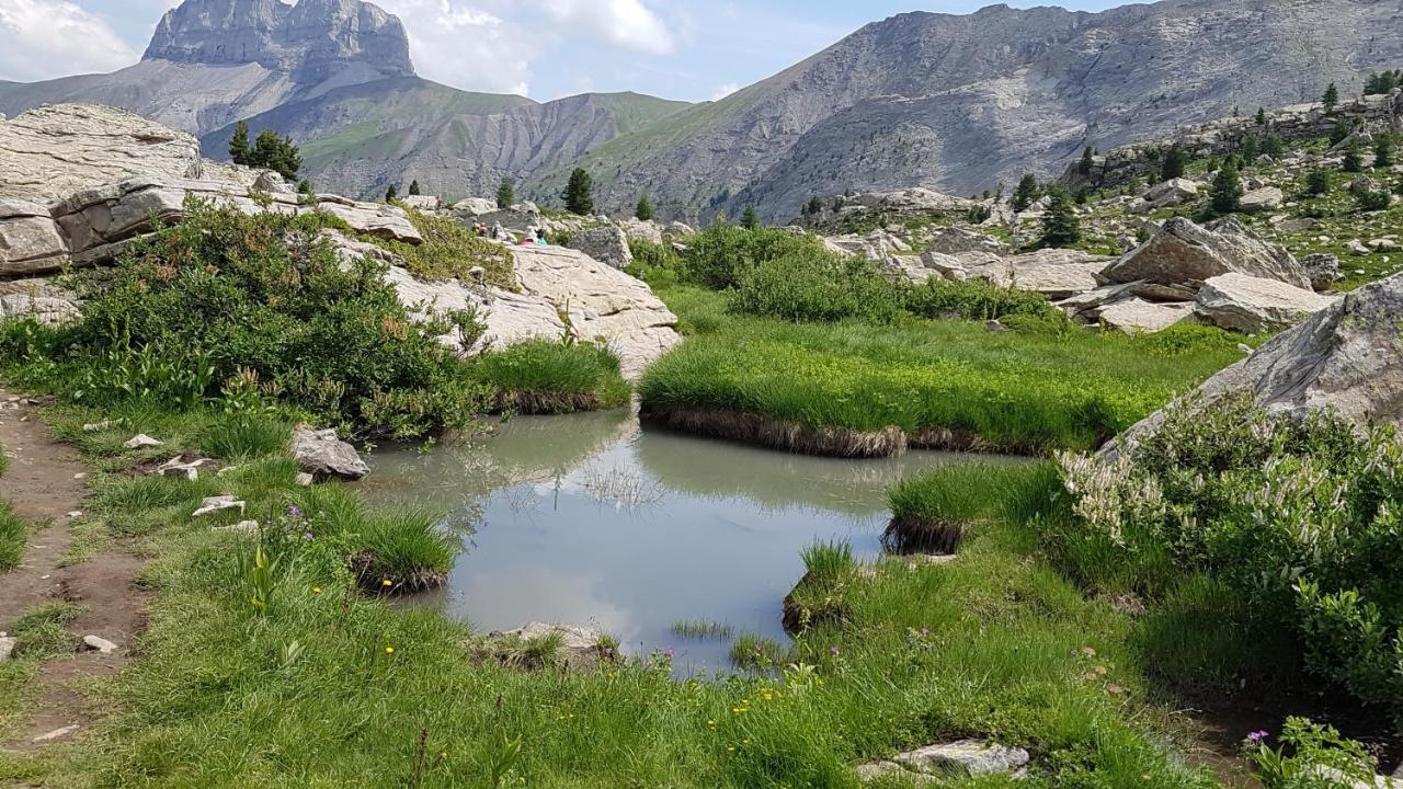 Gite Auberge Les Terres Blanches De Meolans Luaran gambar