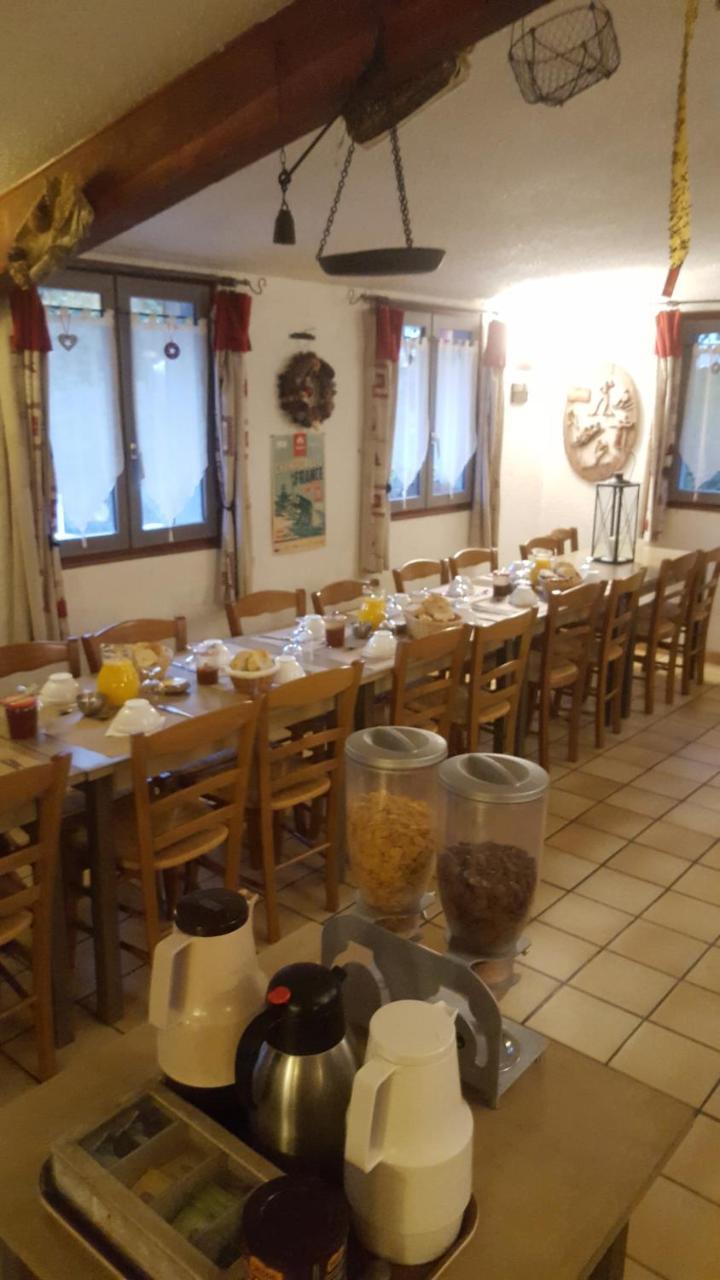 Gite Auberge Les Terres Blanches De Meolans Luaran gambar