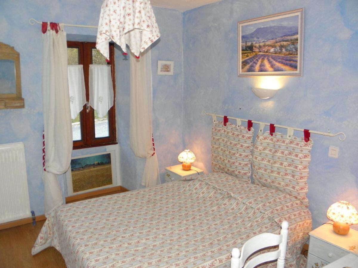 Gite Auberge Les Terres Blanches De Meolans Bilik gambar